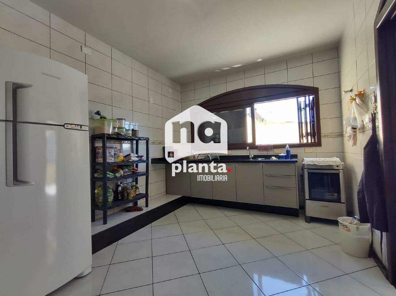 Casa à venda com 3 quartos, 190m² - Foto 16