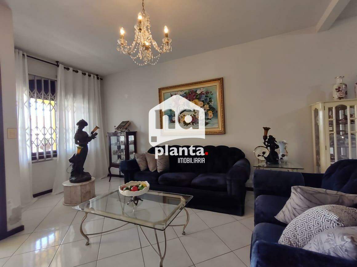 Casa à venda com 3 quartos, 190m² - Foto 3