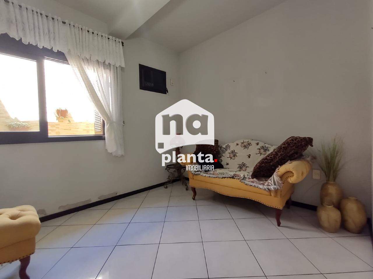 Casa à venda com 3 quartos, 190m² - Foto 7