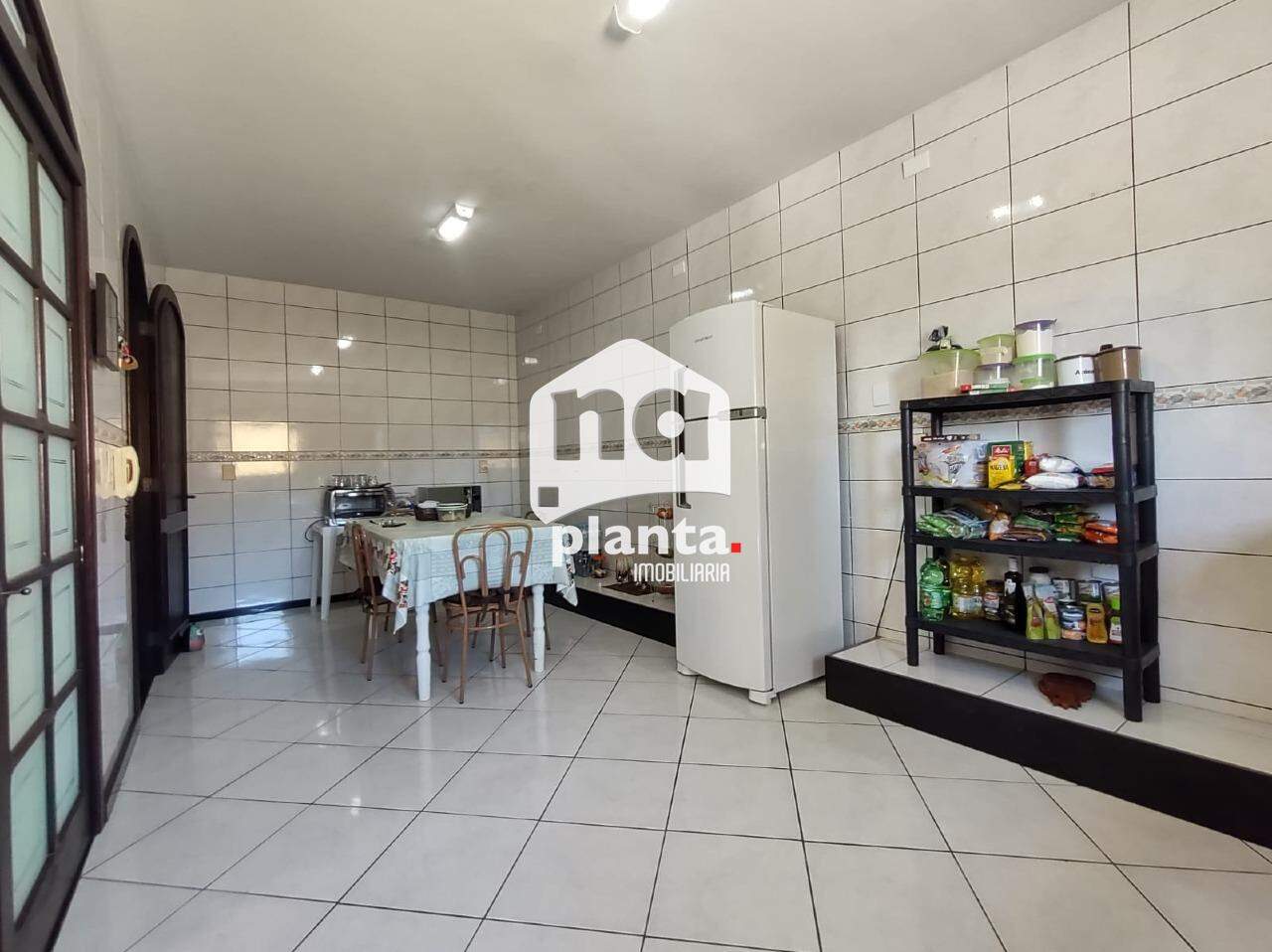 Casa à venda com 3 quartos, 190m² - Foto 17