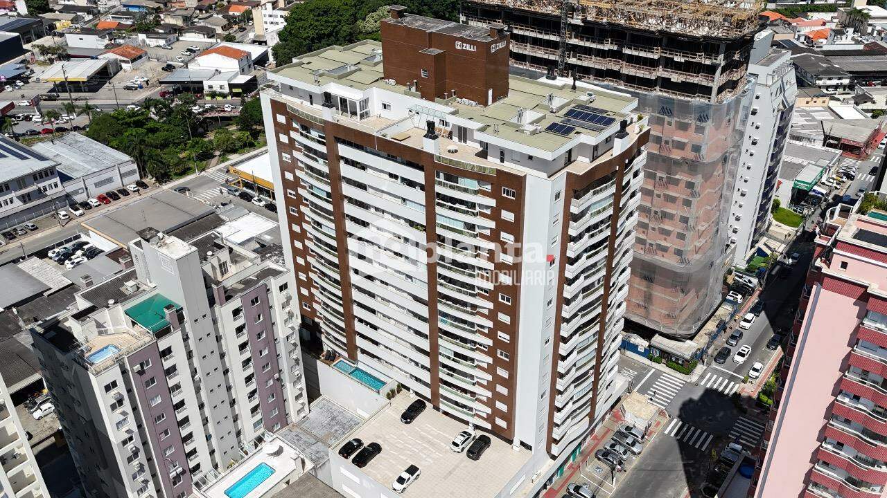 Apartamento para alugar com 3 quartos, 104m² - Foto 1