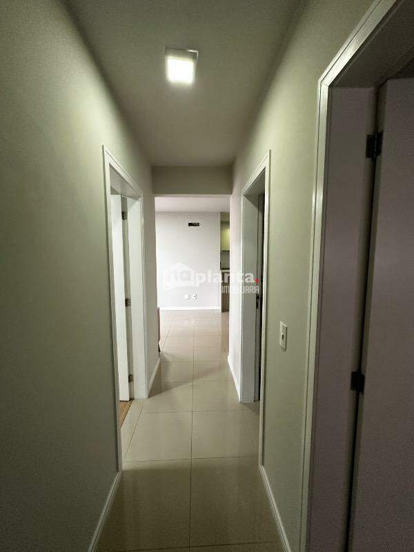 Apartamento para alugar com 3 quartos, 104m² - Foto 13