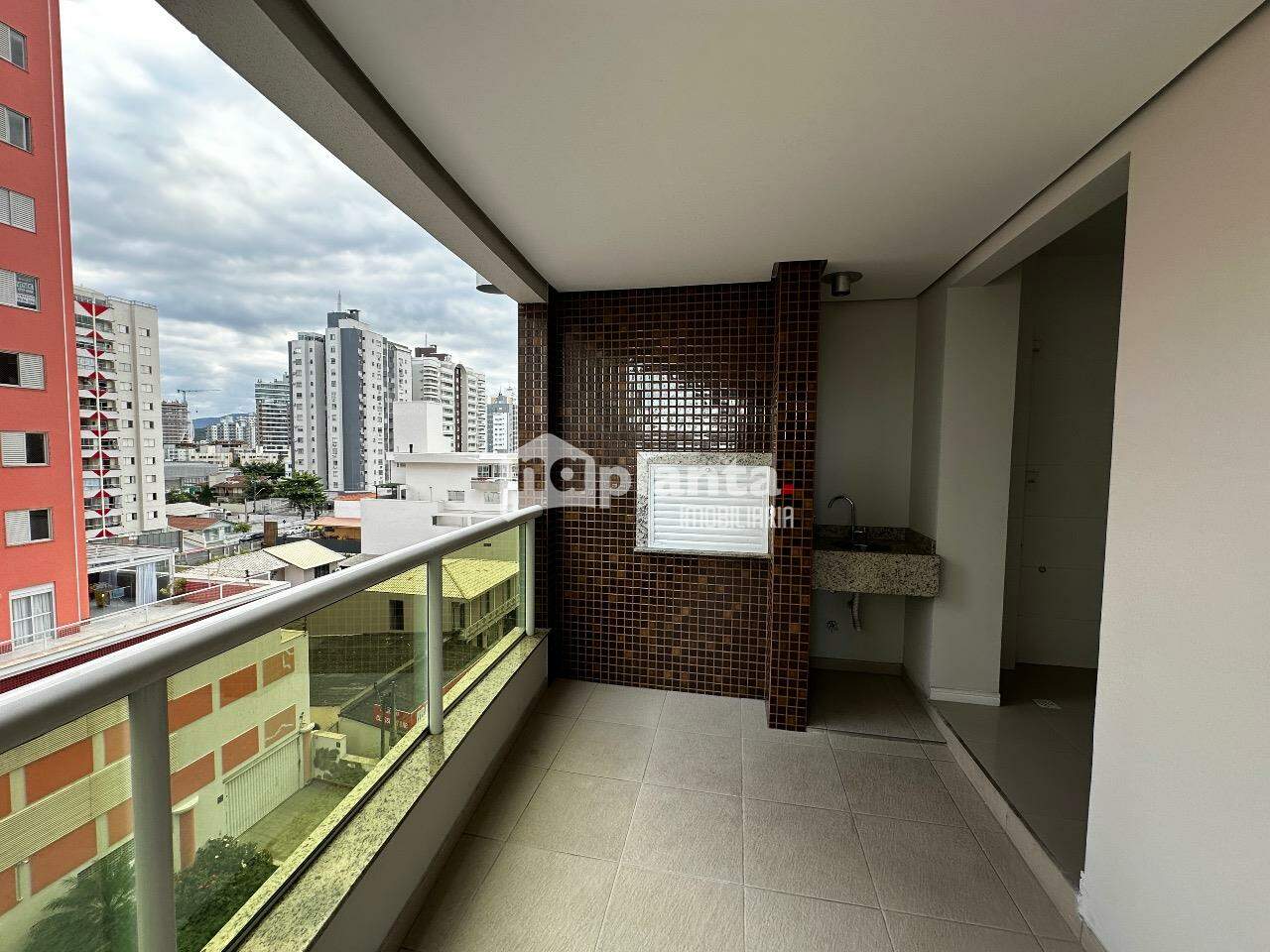 Apartamento para alugar com 3 quartos, 104m² - Foto 7