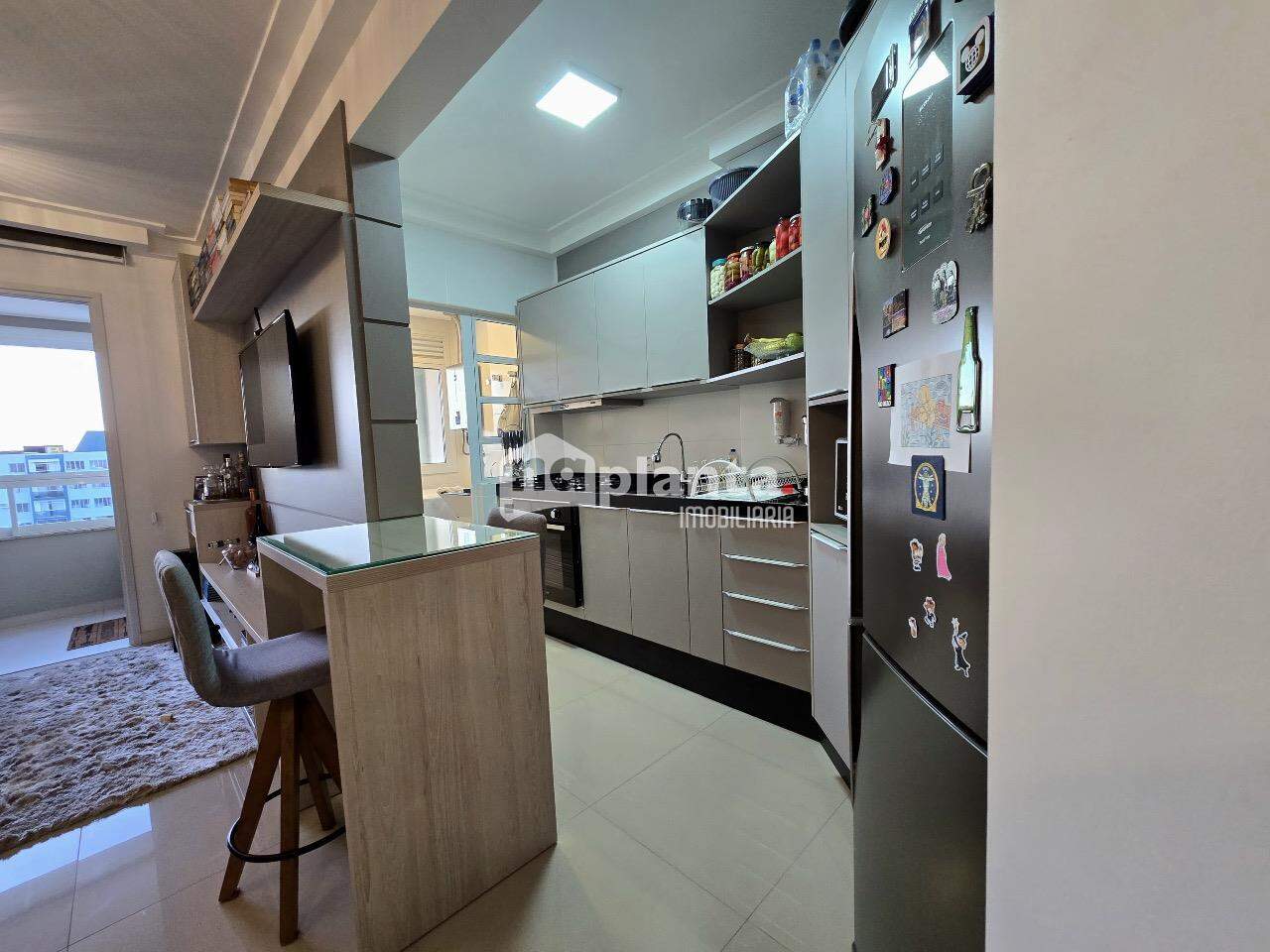 Apartamento à venda com 2 quartos, 63m² - Foto 18