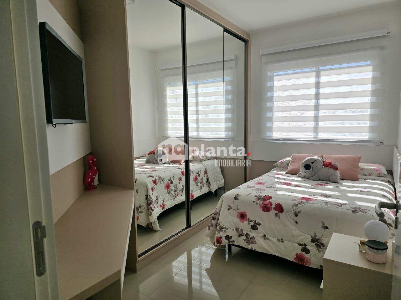 Apartamento à venda com 2 quartos, 63m² - Foto 8