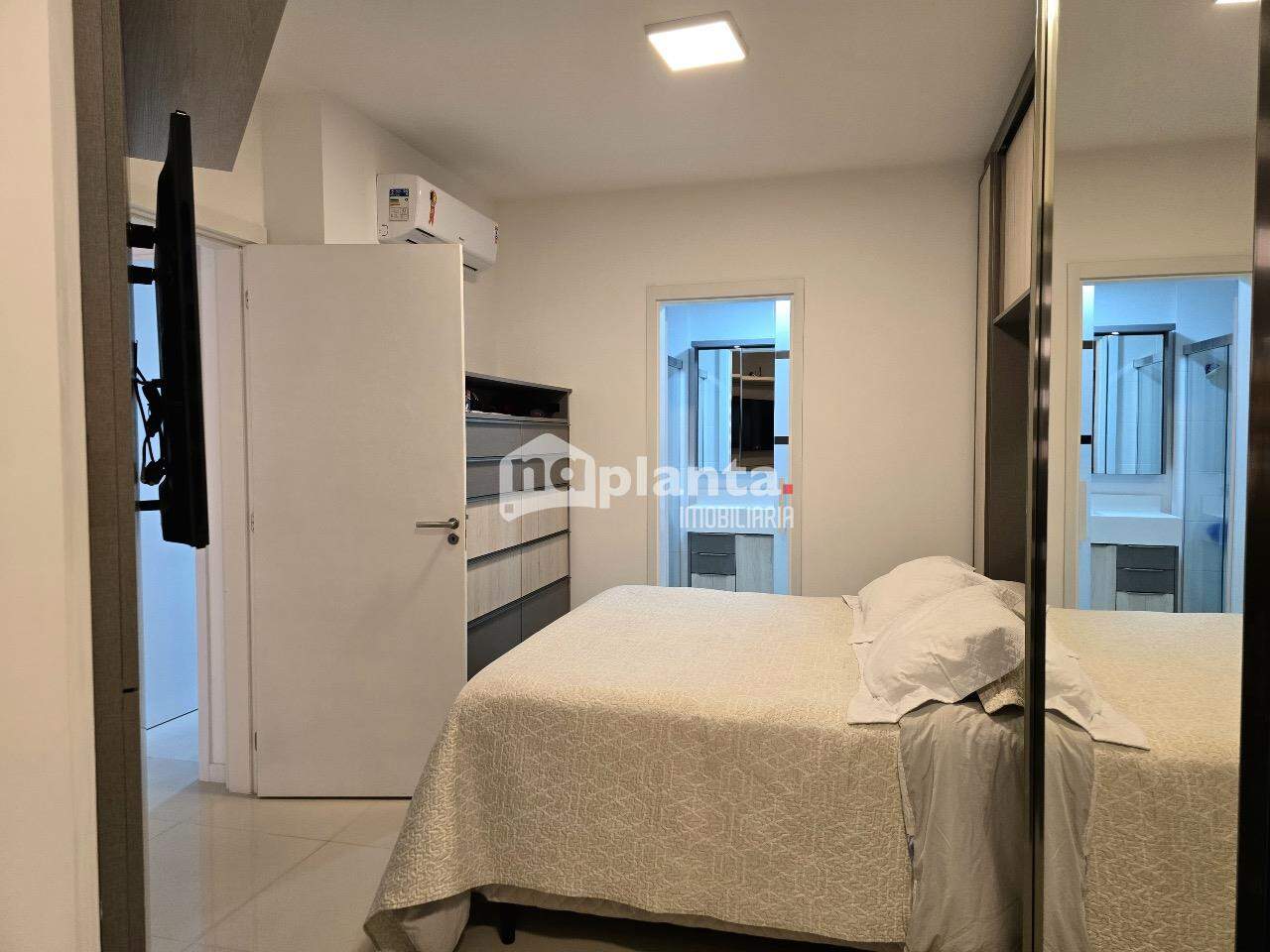 Apartamento à venda com 2 quartos, 63m² - Foto 5