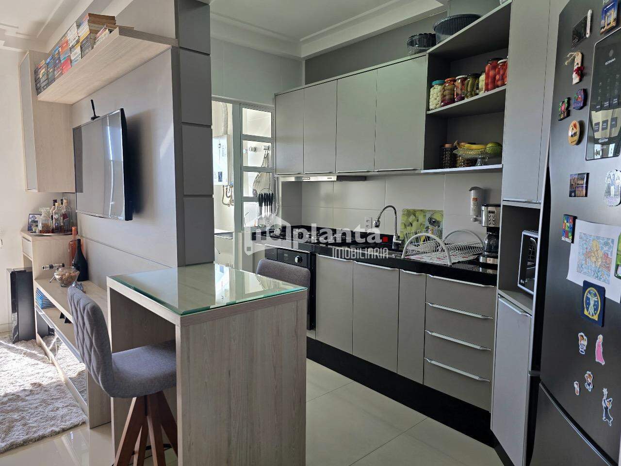 Apartamento à venda com 2 quartos, 63m² - Foto 13