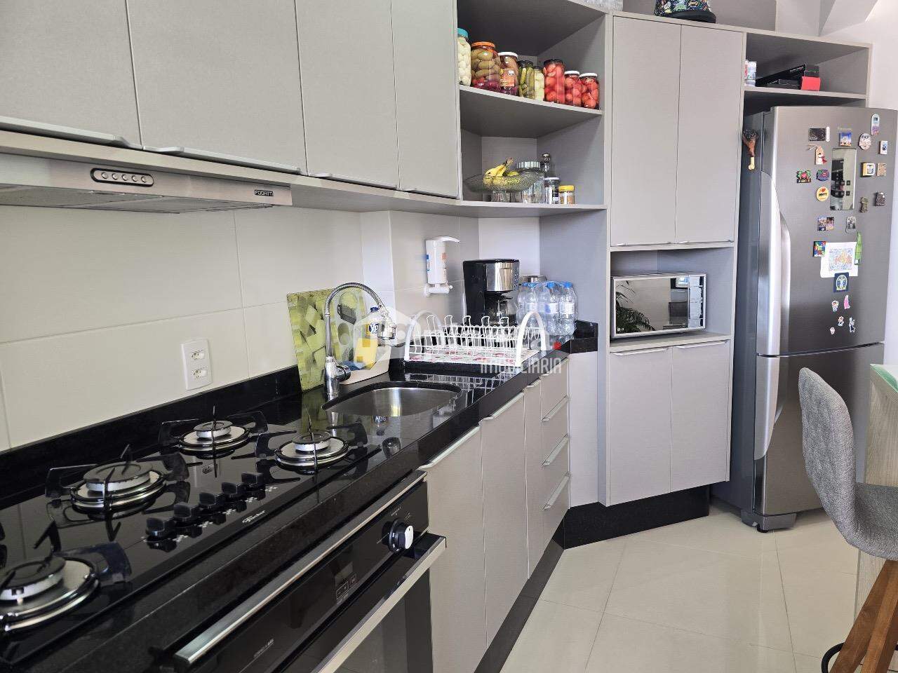 Apartamento à venda com 2 quartos, 63m² - Foto 15