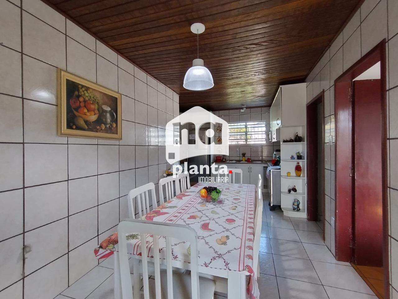 Casa à venda com 4 quartos, 220m² - Foto 8