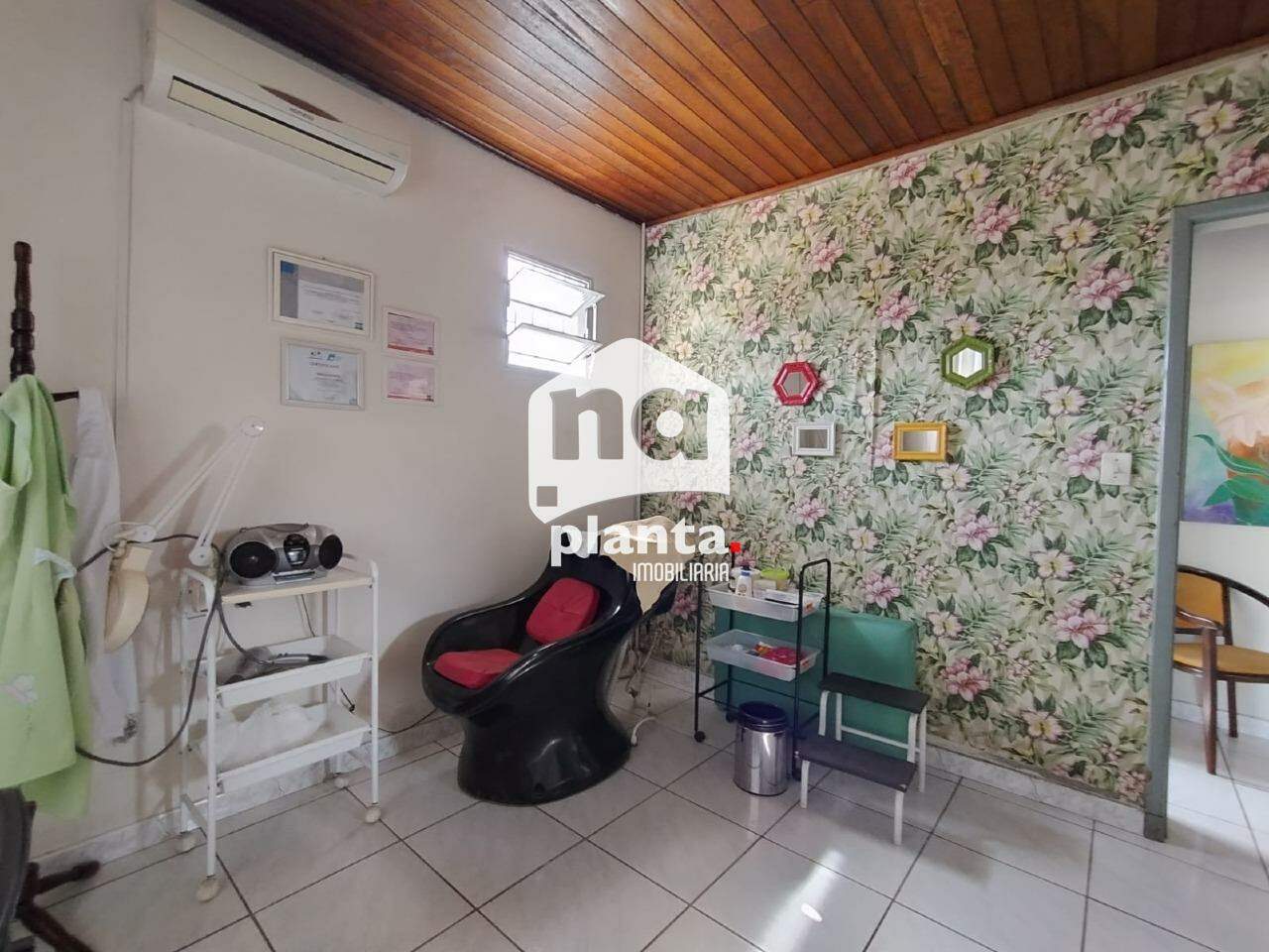 Casa à venda com 4 quartos, 220m² - Foto 17