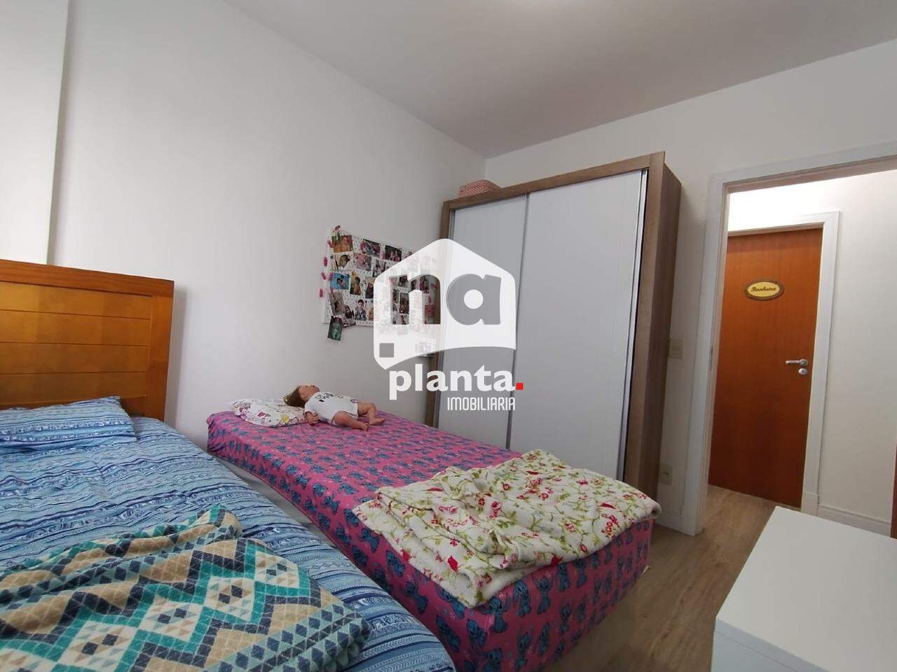 Apartamento à venda com 2 quartos, 80m² - Foto 18