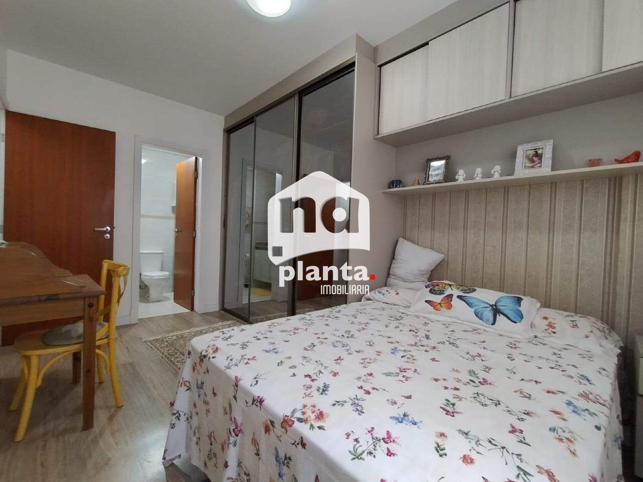 Apartamento à venda com 2 quartos, 80m² - Foto 13