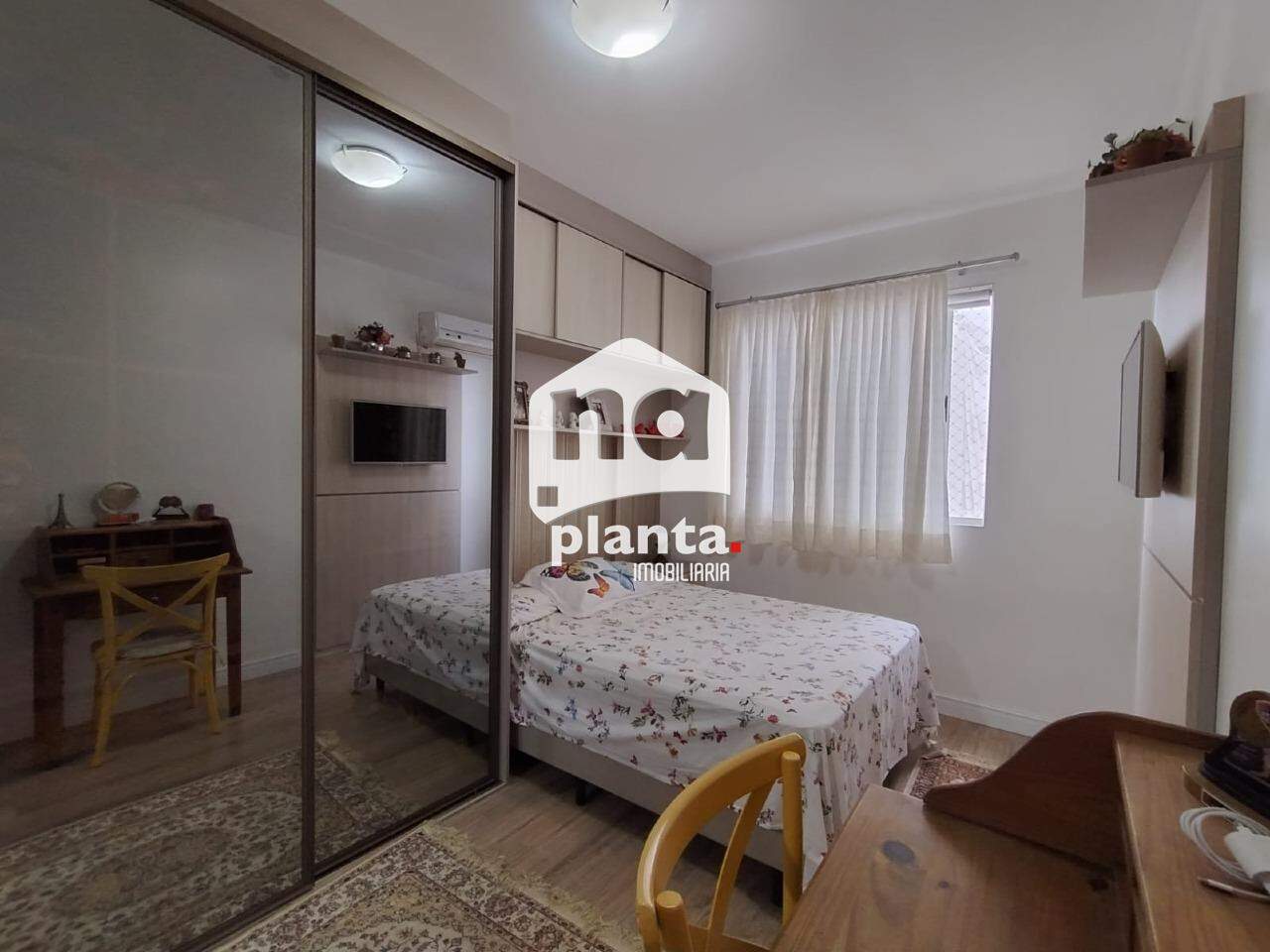 Apartamento à venda com 2 quartos, 80m² - Foto 11