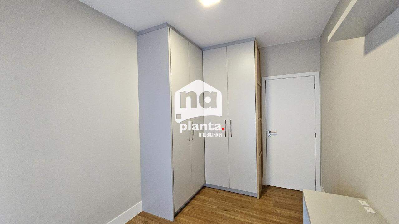 Apartamento para alugar com 2 quartos, 78m² - Foto 9