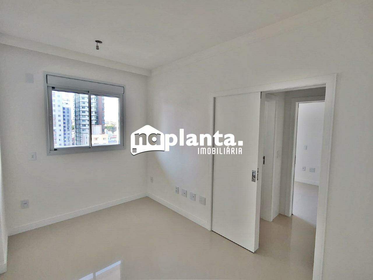 Apartamento à venda com 3 quartos, 110m² - Foto 23