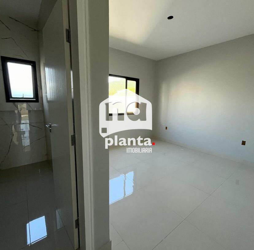 Casa à venda com 2 quartos, 81m² - Foto 9