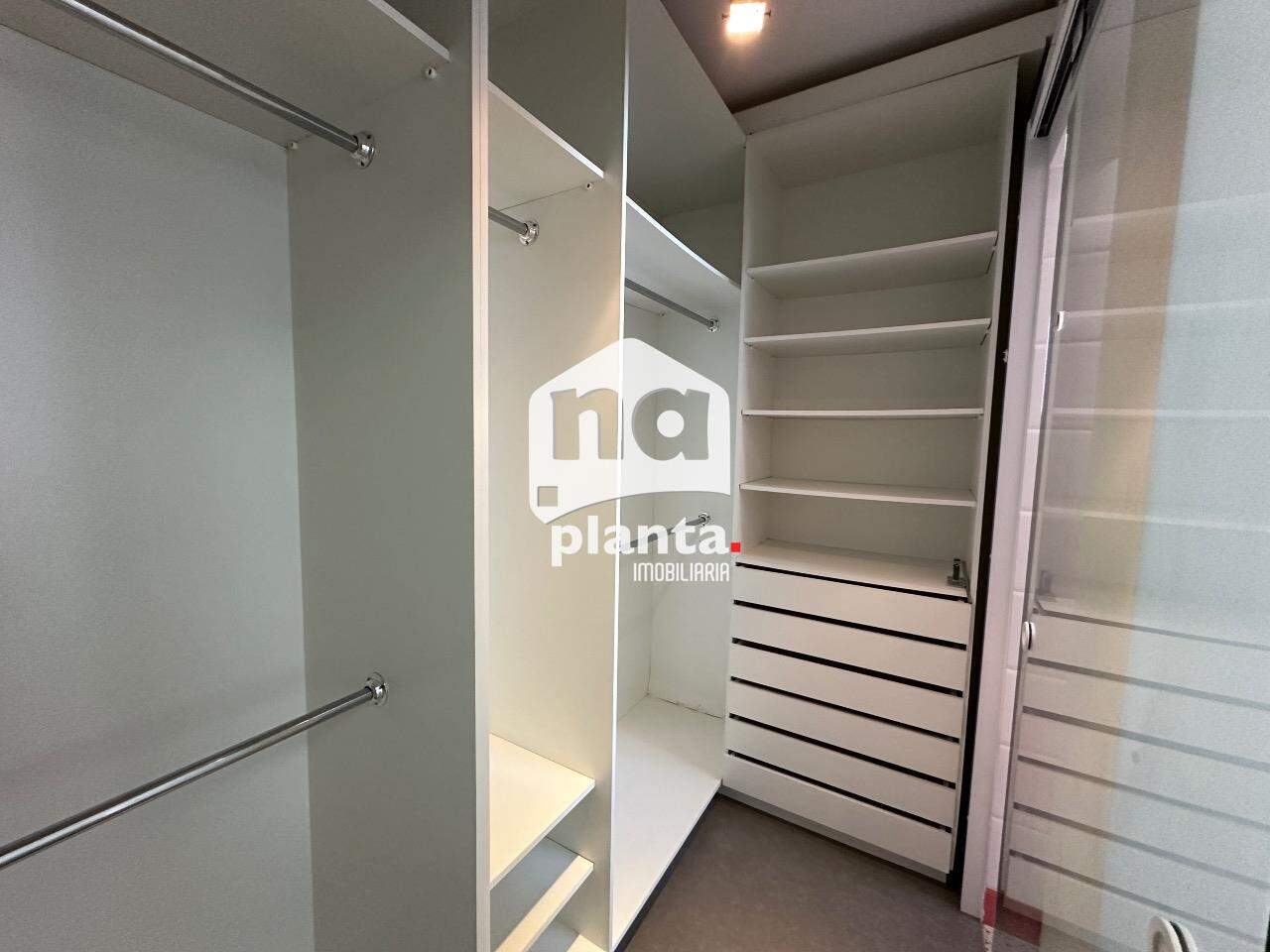 Apartamento à venda com 2 quartos, 75m² - Foto 17