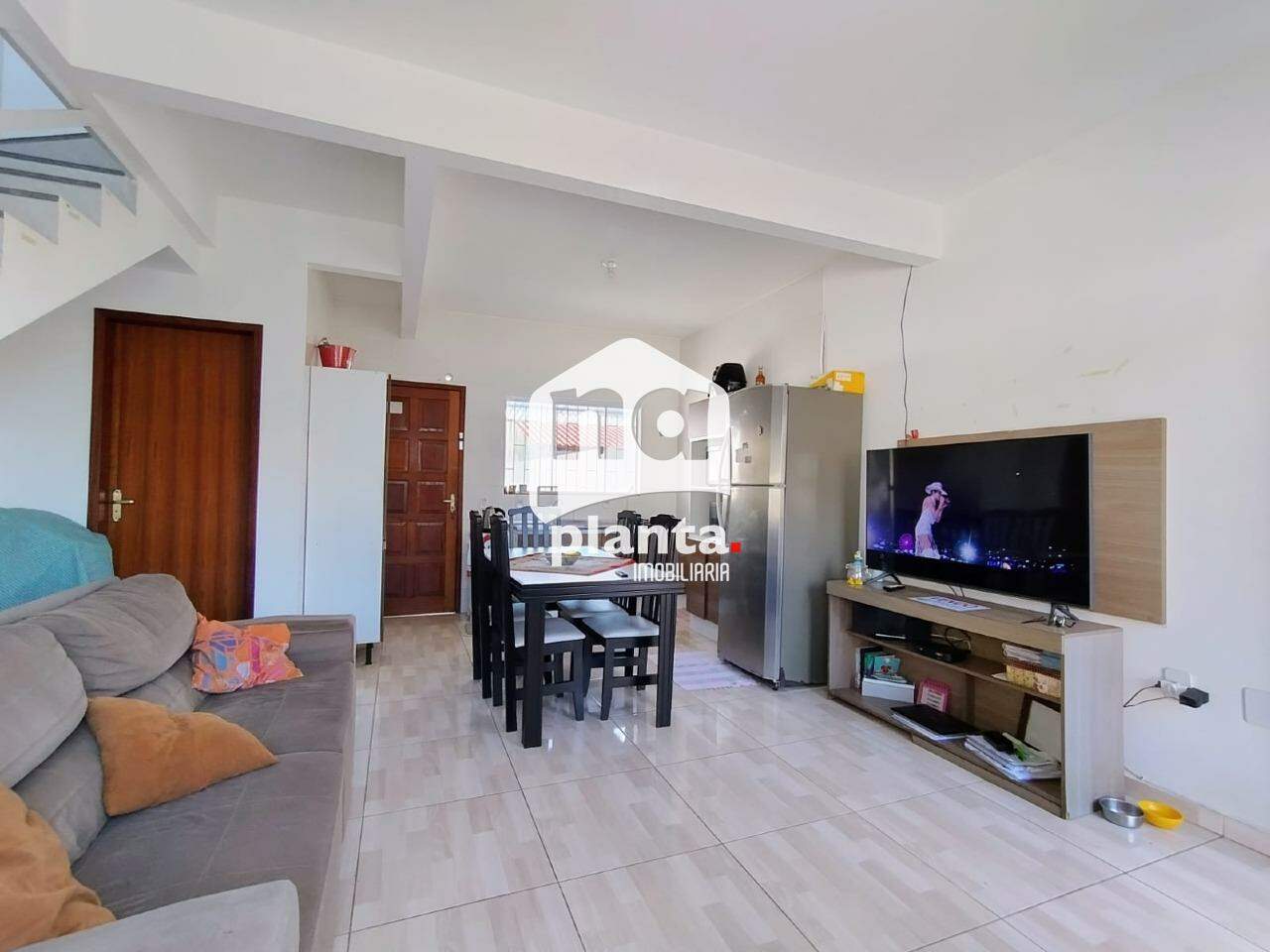 Casa à venda com 2 quartos, 61m² - Foto 5