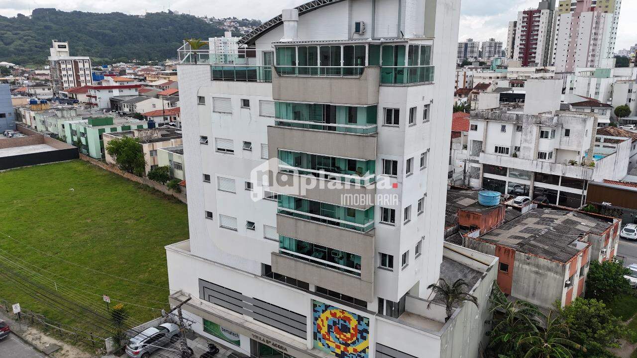 Apartamento, 3 quartos, 100 m² - Foto 1