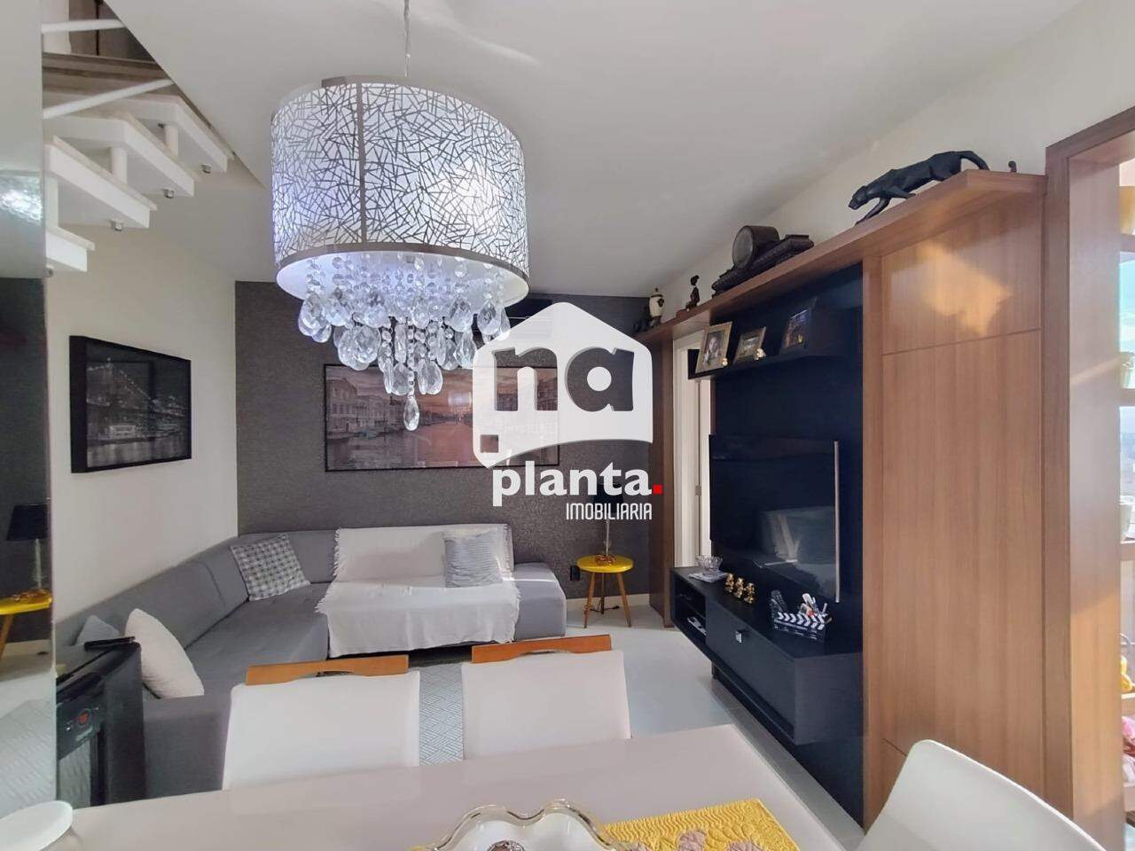 Apartamento à venda com 3 quartos, 121m² - Foto 4