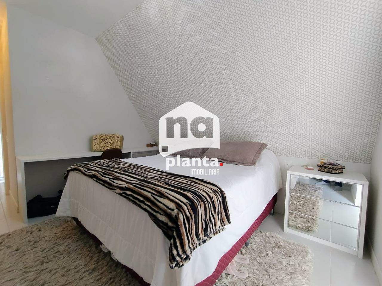 Apartamento à venda com 3 quartos, 121m² - Foto 13