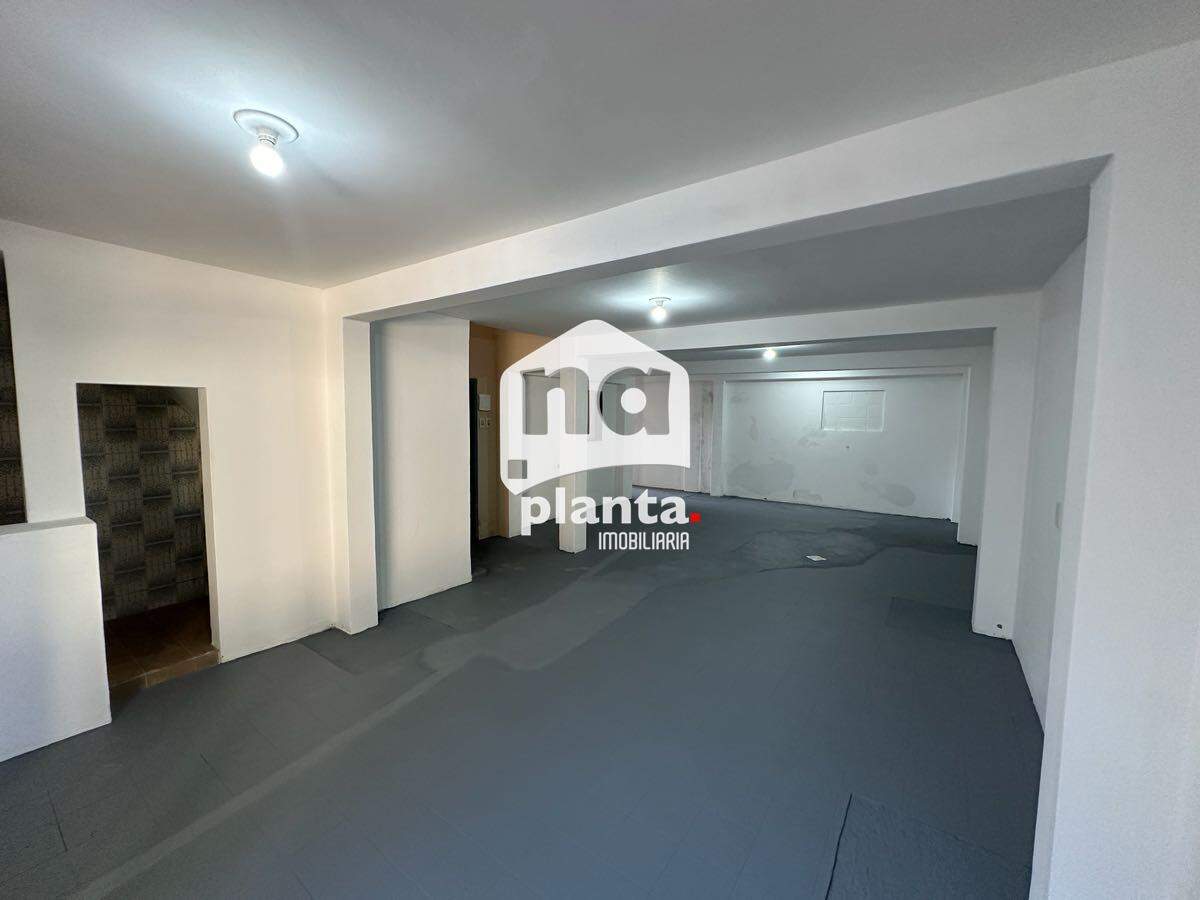 Casa à venda com 5 quartos, 150m² - Foto 17