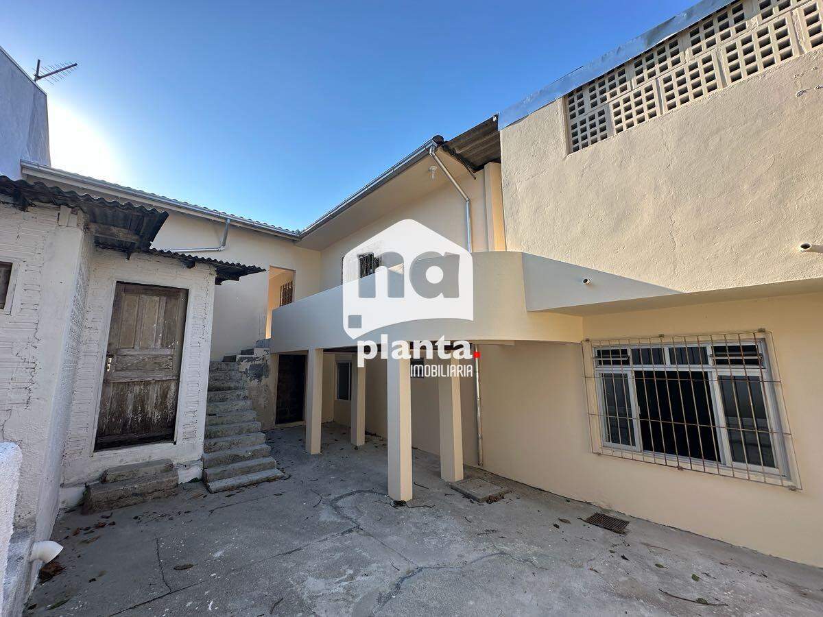 Casa à venda com 5 quartos, 150m² - Foto 20