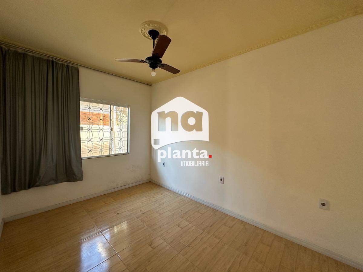 Casa à venda com 5 quartos, 150m² - Foto 6