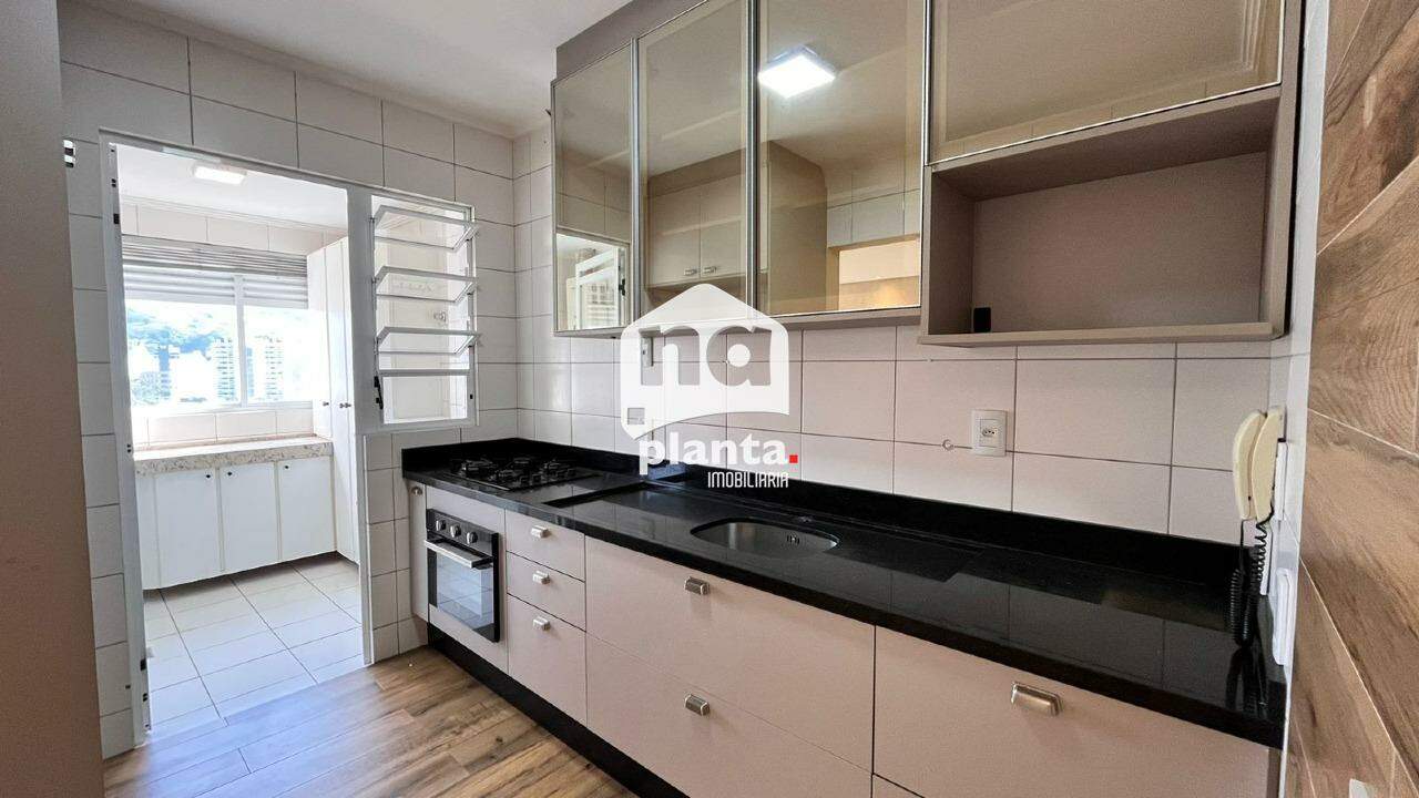 Apartamento à venda com 3 quartos, 112m² - Foto 4