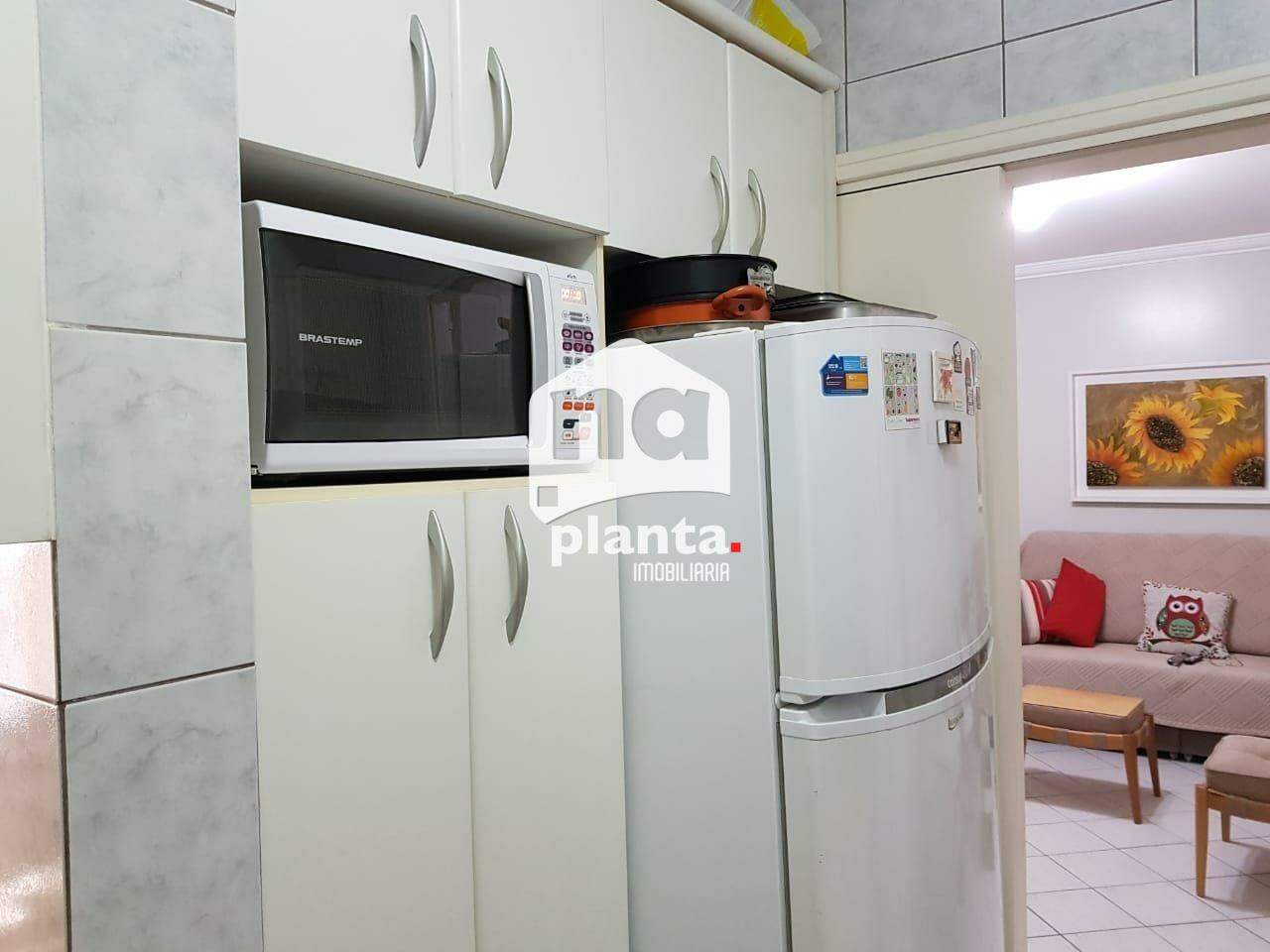 Apartamento à venda com 2 quartos, 74m² - Foto 8