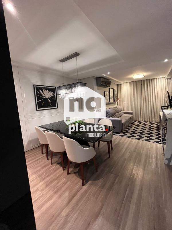 Apartamento à venda com 3 quartos, 136m² - Foto 2