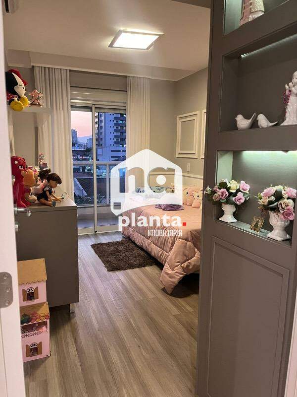 Apartamento à venda com 3 quartos, 136m² - Foto 10