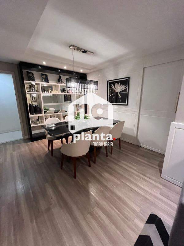 Apartamento à venda com 3 quartos, 136m² - Foto 4