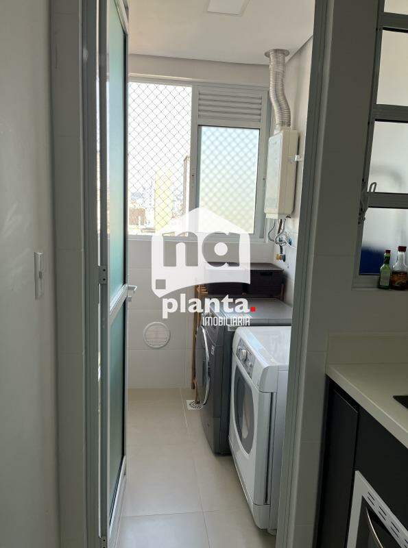 Apartamento à venda com 2 quartos, 68m² - Foto 6