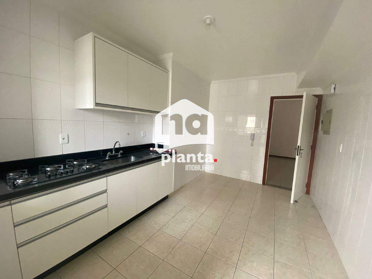 Apartamento à venda com 3 quartos, 113m² - Foto 4