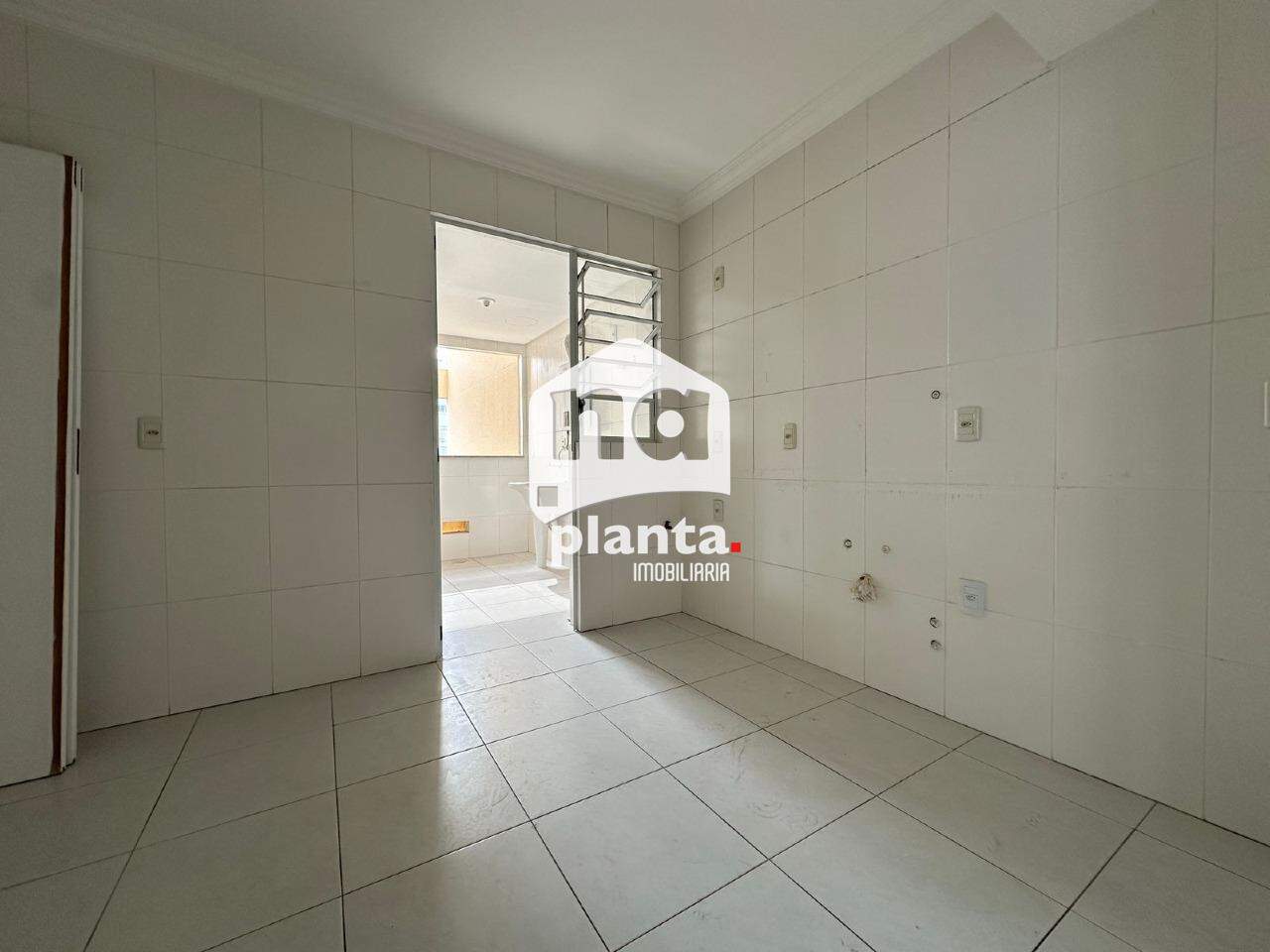 Apartamento à venda com 3 quartos, 131m² - Foto 7