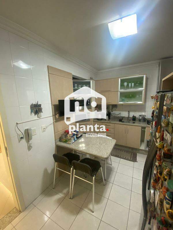 Apartamento à venda com 3 quartos, 128m² - Foto 6