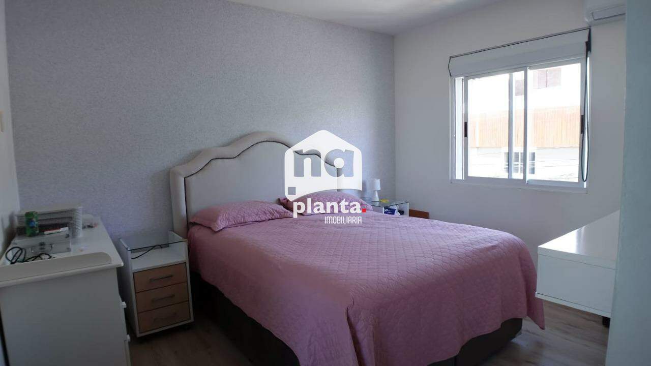 Casa à venda com 4 quartos, 218m² - Foto 13