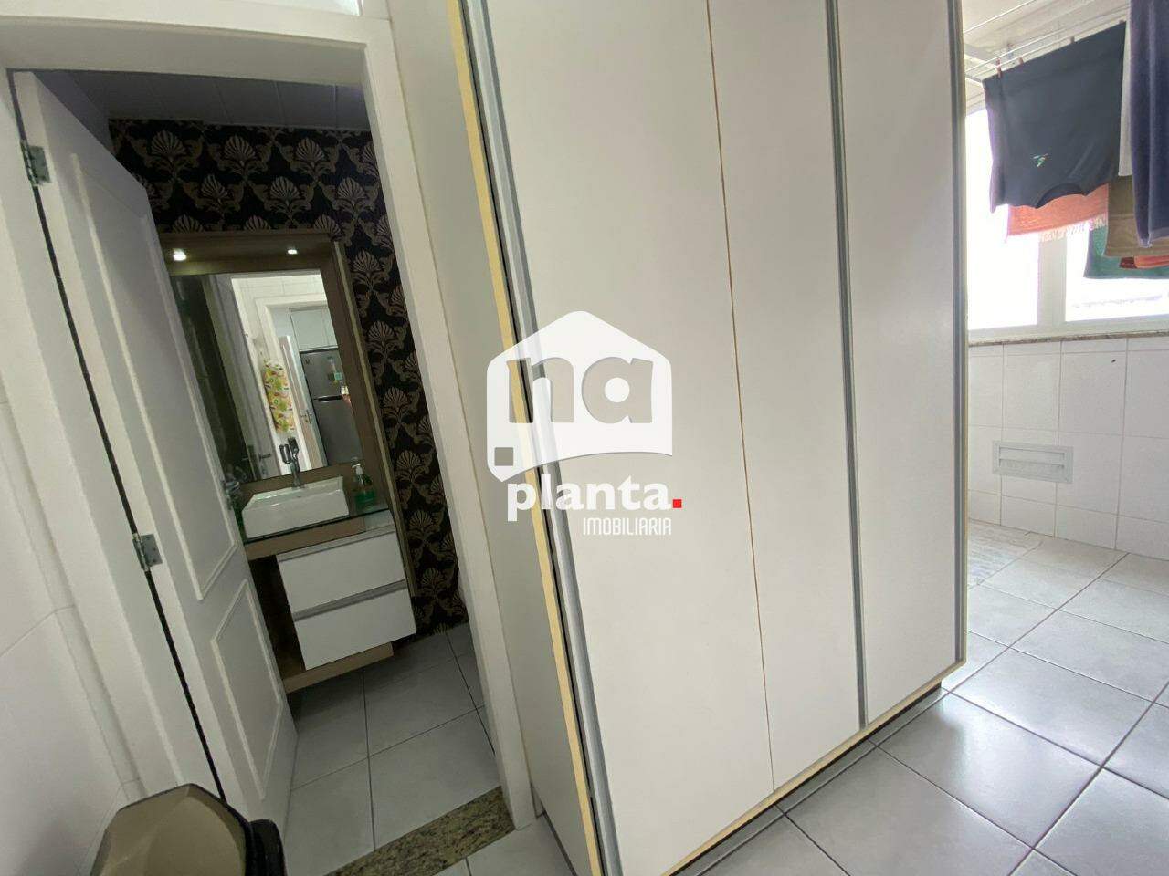 Apartamento à venda com 3 quartos, 139m² - Foto 9