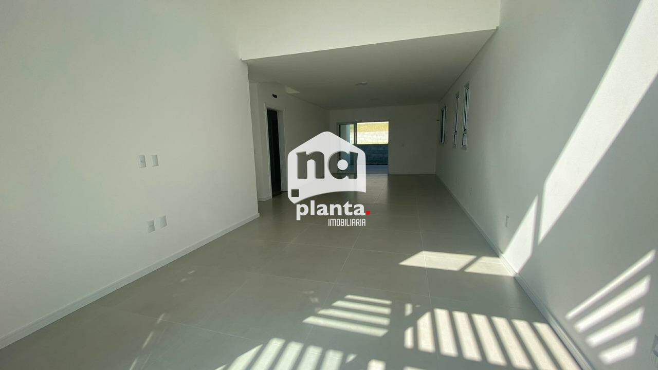 Casa à venda com 3 quartos, 208m² - Foto 5