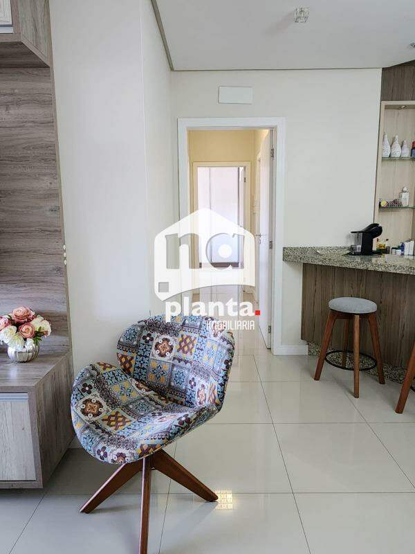 Apartamento à venda com 3 quartos, 92m² - Foto 4