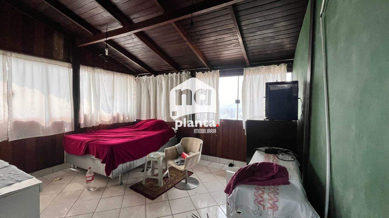 Casa à venda com 2 quartos, 140m² - Foto 10