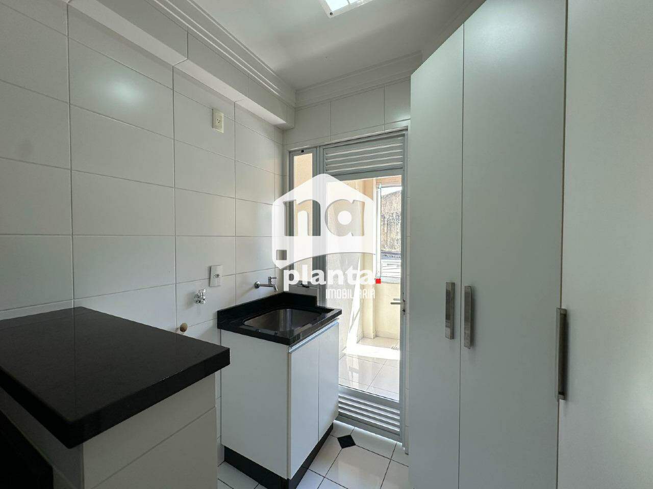 Apartamento à venda com 1 quarto, 65m² - Foto 9