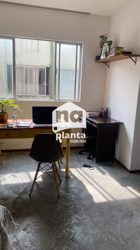 Apartamento à venda com 3 quartos, 70m² - Foto 1