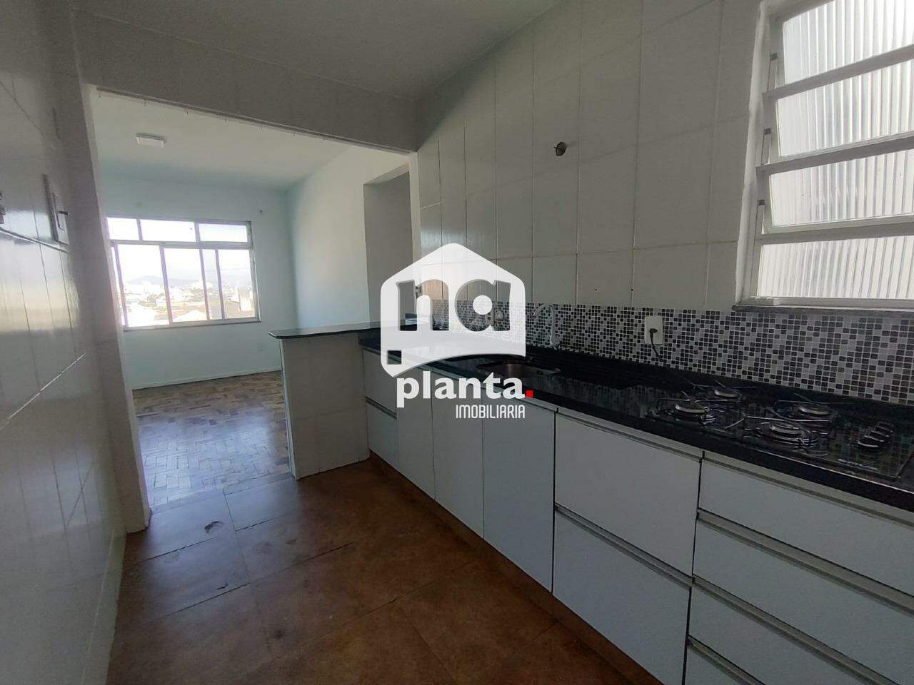 Apartamento à venda com 3 quartos, 66m² - Foto 2