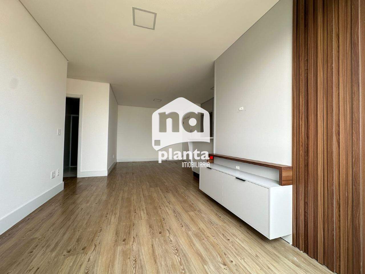 Apartamento à venda com 2 quartos, 72m² - Foto 2