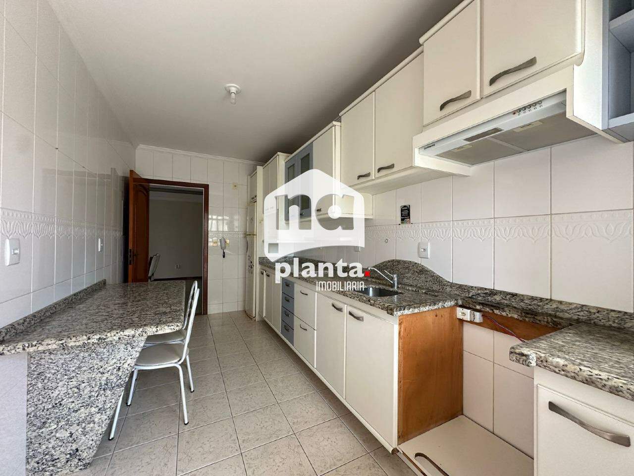 Apartamento à venda com 3 quartos, 116m² - Foto 9