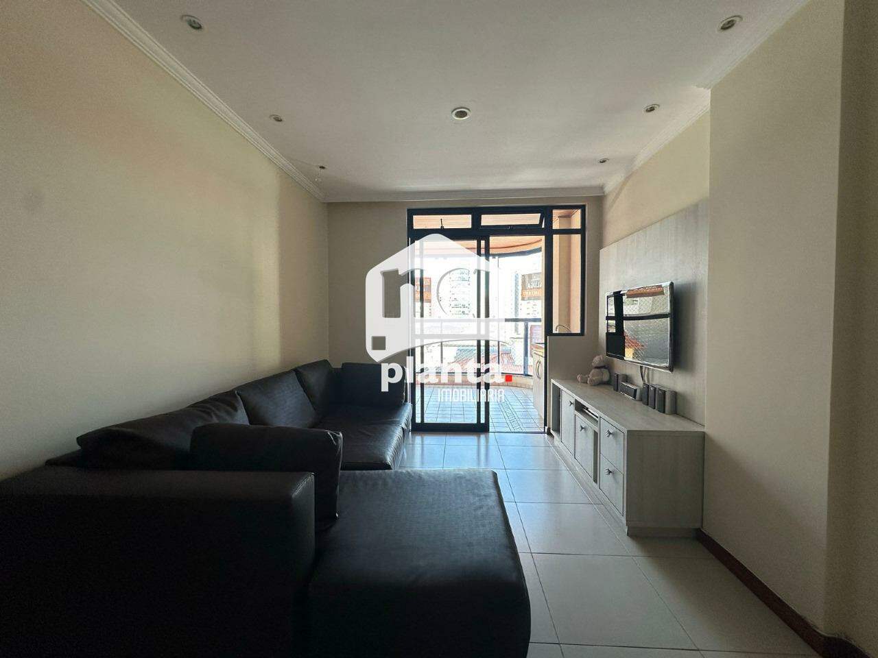 Apartamento à venda com 3 quartos, 116m² - Foto 2