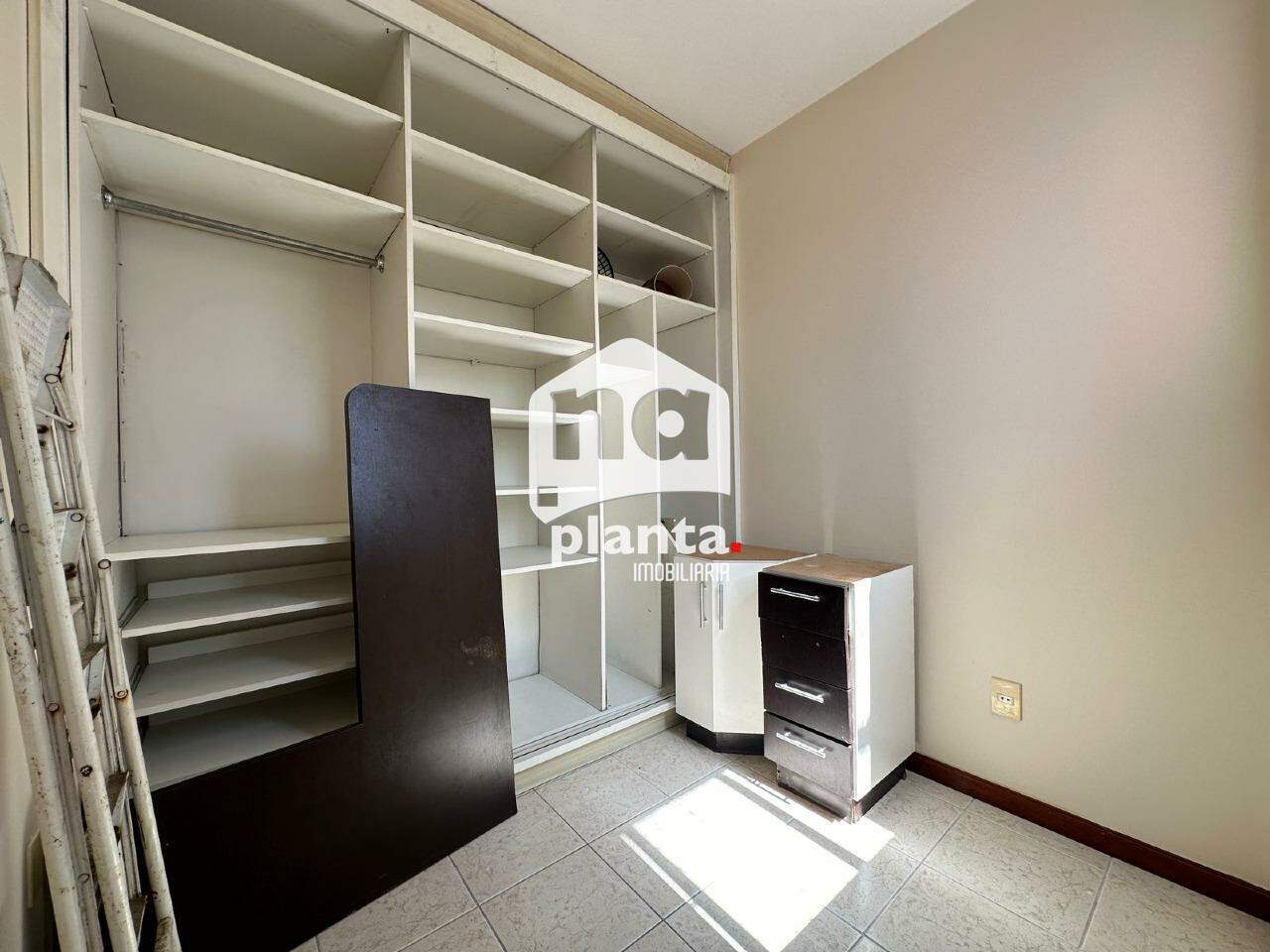 Apartamento à venda com 3 quartos, 116m² - Foto 12