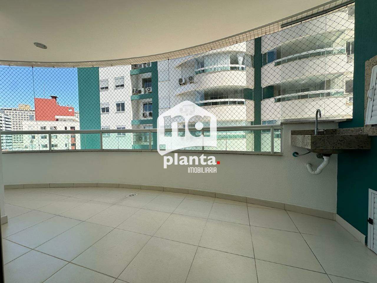 Apartamento à venda com 3 quartos, 117m² - Foto 5